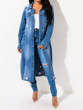 Cargar imagen en el visor de la galería, Long Sleeve Raw Hem Denim Jacket