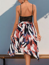 Cargar imagen en el visor de la galería, Lace Patchwork Printed V-Neck Dress