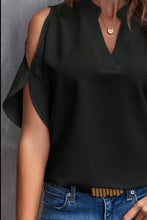 Cargar imagen en el visor de la galería, Notched Cold Shoulder Blouse