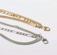 Cargar imagen en el visor de la galería, Stunning Multi Chain Bracelet
