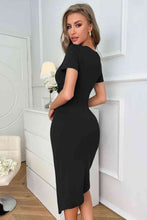 Cargar imagen en el visor de la galería, Twisted Asymmetrical Short Sleeve Dress