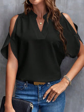 Cargar imagen en el visor de la galería, Notched Cold Shoulder Blouse