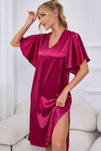 Cargar imagen en el visor de la galería, Satin Flutter Sleeve Side Slit Night Dress