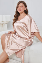 Cargar imagen en el visor de la galería, Plus Size Flutter Sleeve V-Neck Side Slit Night Gown