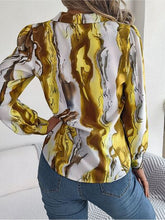 Cargar imagen en el visor de la galería, Printed Button Up Long Sleeve Shirt