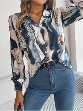 Cargar imagen en el visor de la galería, Printed Button Up Long Sleeve Shirt