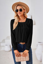 Cargar imagen en el visor de la galería, Square Neck Ruched Long Sleeve Blouse