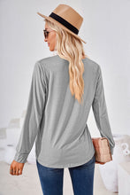 Cargar imagen en el visor de la galería, Square Neck Ruched Long Sleeve Blouse