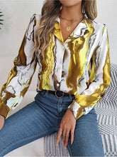 Cargar imagen en el visor de la galería, Printed Button Up Long Sleeve Shirt