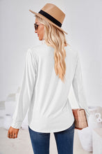 Cargar imagen en el visor de la galería, Square Neck Ruched Long Sleeve Blouse