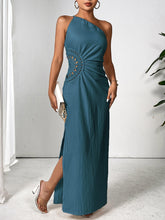 Cargar imagen en el visor de la galería, Slit One Shoulder Sleeveless Maxi Dress
