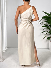 Cargar imagen en el visor de la galería, Slit One Shoulder Sleeveless Maxi Dress
