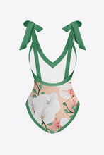 Cargar imagen en el visor de la galería, Floral V-Neck Two-Piece Swim Set
