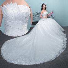 Load image into Gallery viewer, Luxury Diamond Wedding Dress With Long Train
