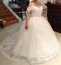 Load image into Gallery viewer, Off Shoulder Lace Embroidery Train Bridal Gown
